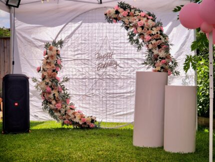 Floral decor & backdrop hire in Australia for weddings, parties & corporate events. Flower walls, stage backdrops & full event styling available.